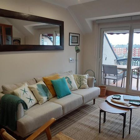 Atico Con Terraza Y Piscina Comunitaria Apartment Рибадео Екстериор снимка