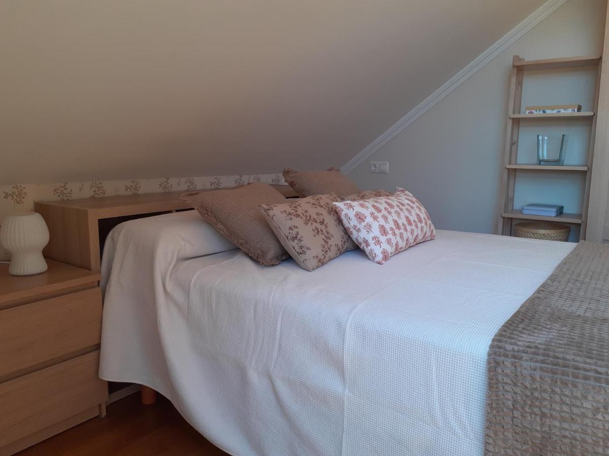 Atico Con Terraza Y Piscina Comunitaria Apartment Рибадео Екстериор снимка